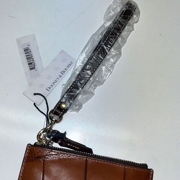 Dooney & Bourke Croco Cognac Wristlet- Mini Bag- NEW - Picture 4 of 11